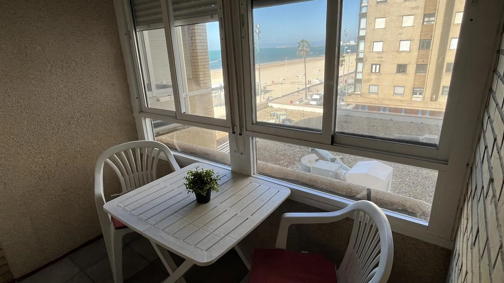 Apartamento The Traveller's house Balcón del sur en La playa Cádiz España